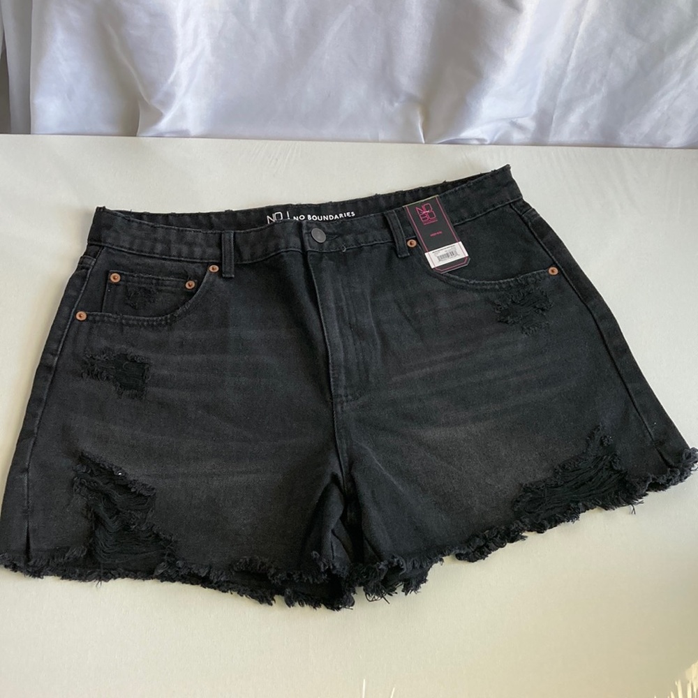 NOBO High Rise Destructed Midi Shorts Black Size 17